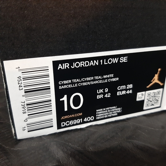 Air Jordan 1 low SE cyber teal 'Barcelona' DC6991-400 - Picture 8 of 10